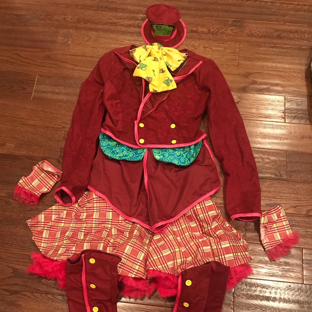 Mad Hatter Halloween costume - tween sizing